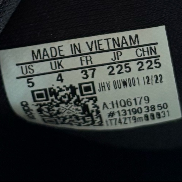 Adidas Black Slide Sandals
Brand new - Picture 5 of 5